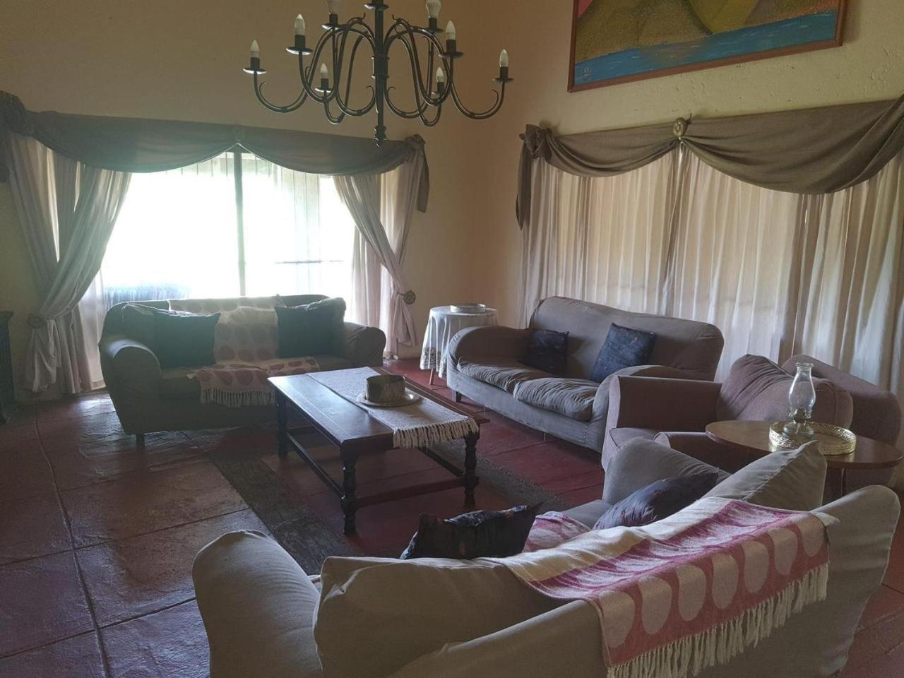Cynthias Country Farm Stay Hartbeespoort Exterior photo